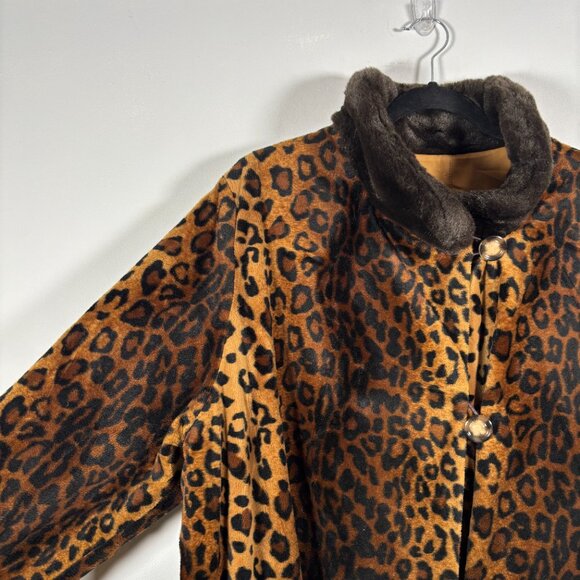 Vintage Leopard Faux Fur Jacket Winter Coat Whimsigoth Old Money Size Medium - Picture 5 of 11